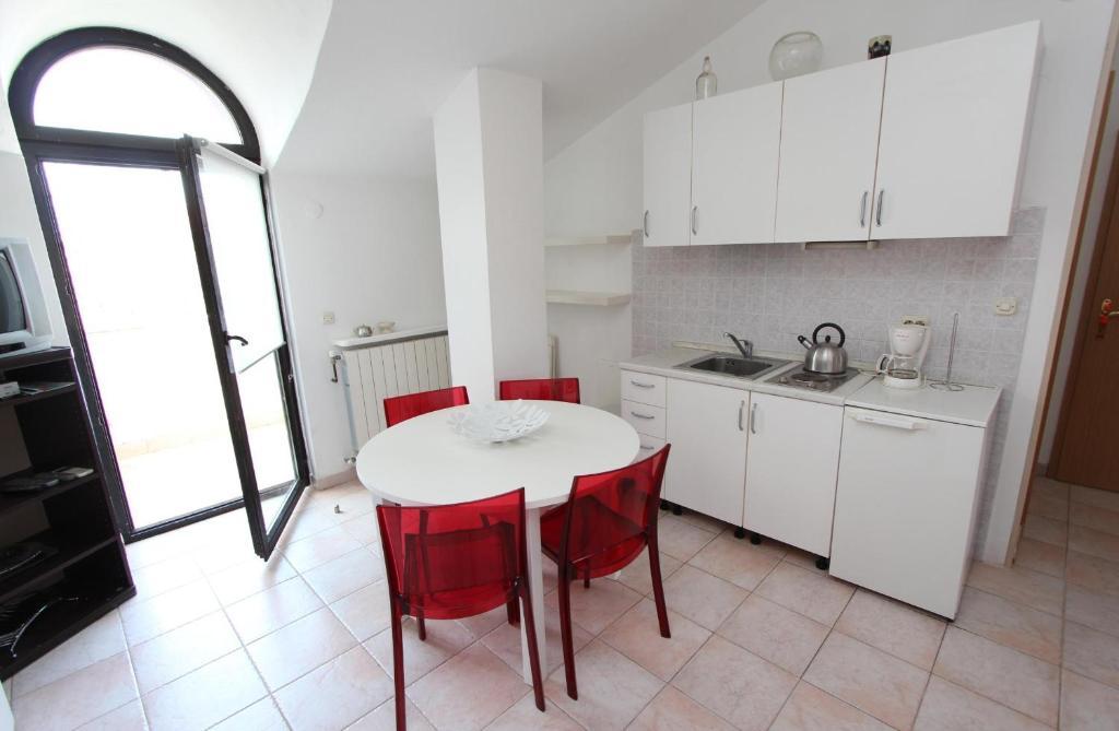 Apartments Milena Ровинь Экстерьер фото